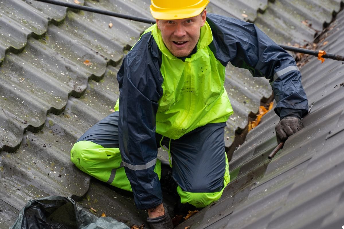 Roof Repair Costs in Tacoma: A Comprehensive Guide